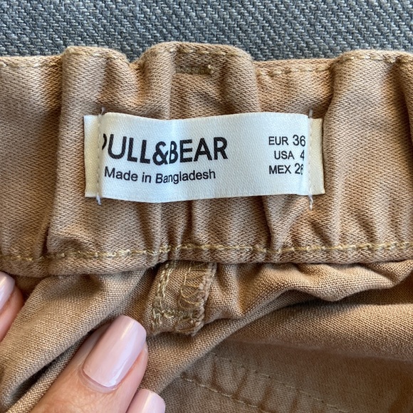 Pull&bear army style khaki pants in size 4. - Picture 3 of 3